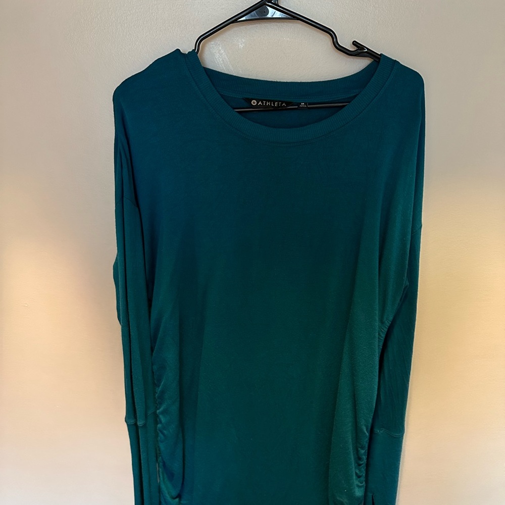 Athleta sweatshirt